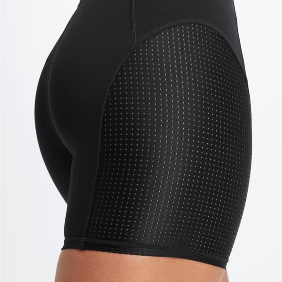 Fabletics Brianna Workout Onesie - Picture 4 of 6